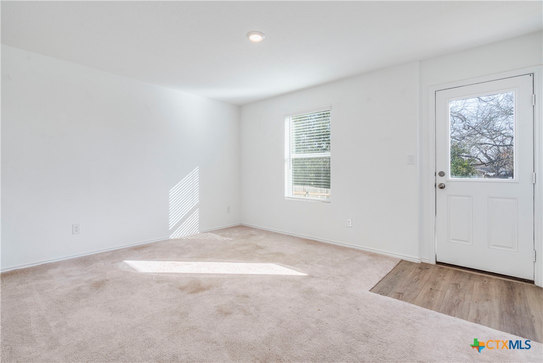 41 Trinity Circle Lockhart, TX 78644 - Photo 11 of 29