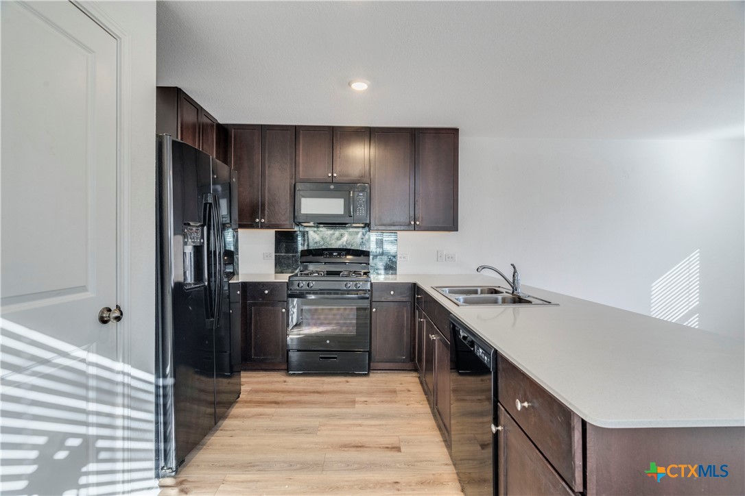 41 Trinity Circle Lockhart, TX 78644 - Photo 8 of 29