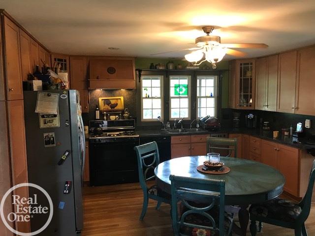 8533 Puttygut Road Casco, MI 48064 - Photo 63 of 84 31353993-62.JPG