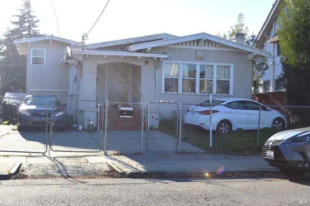 $575,000 | 1141 East 33rd Street, Oakland, CA 94610