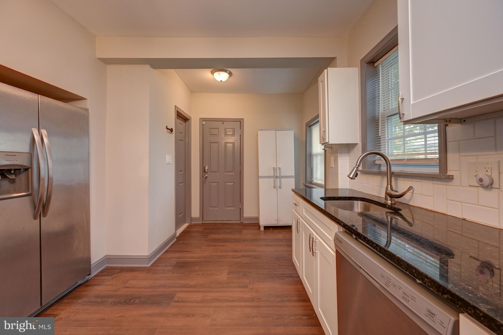 5707 Winner Avenue Baltimore, MD 21215 - Photo 16 of 47 Eat-in Kitchen