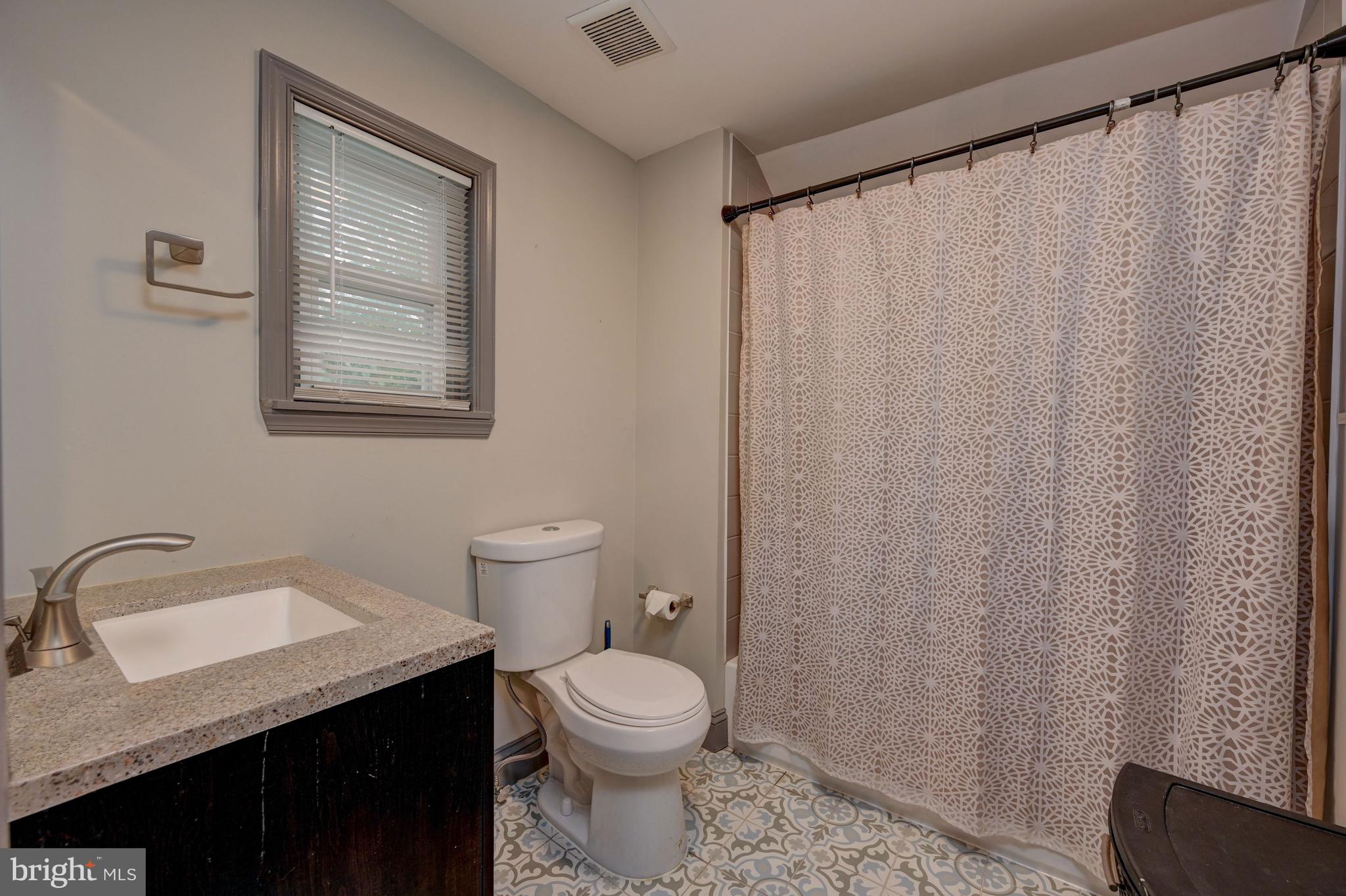 5707 Winner Avenue Baltimore, MD 21215 - Photo 27 of 47 Full Bath