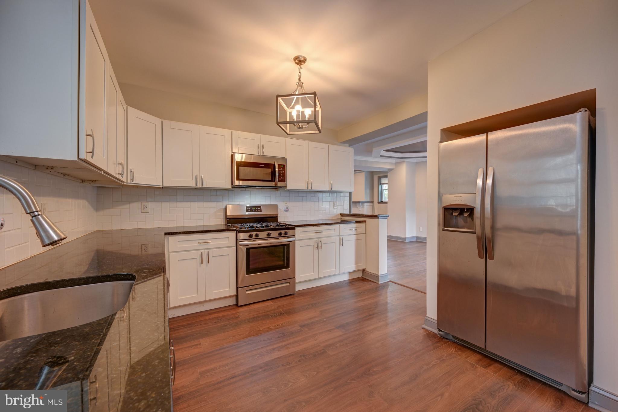 5707 Winner Avenue Baltimore, MD 21215 - Photo 4 of 47 Eat-in Kitchen