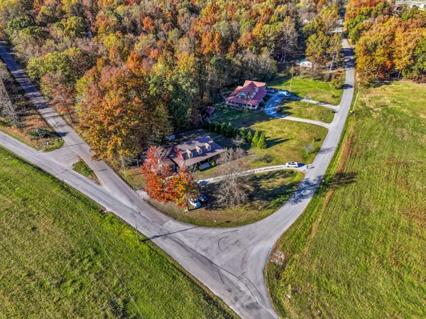 $449,900 | 4669 Griffin Road, Lynchburg, TN 37352