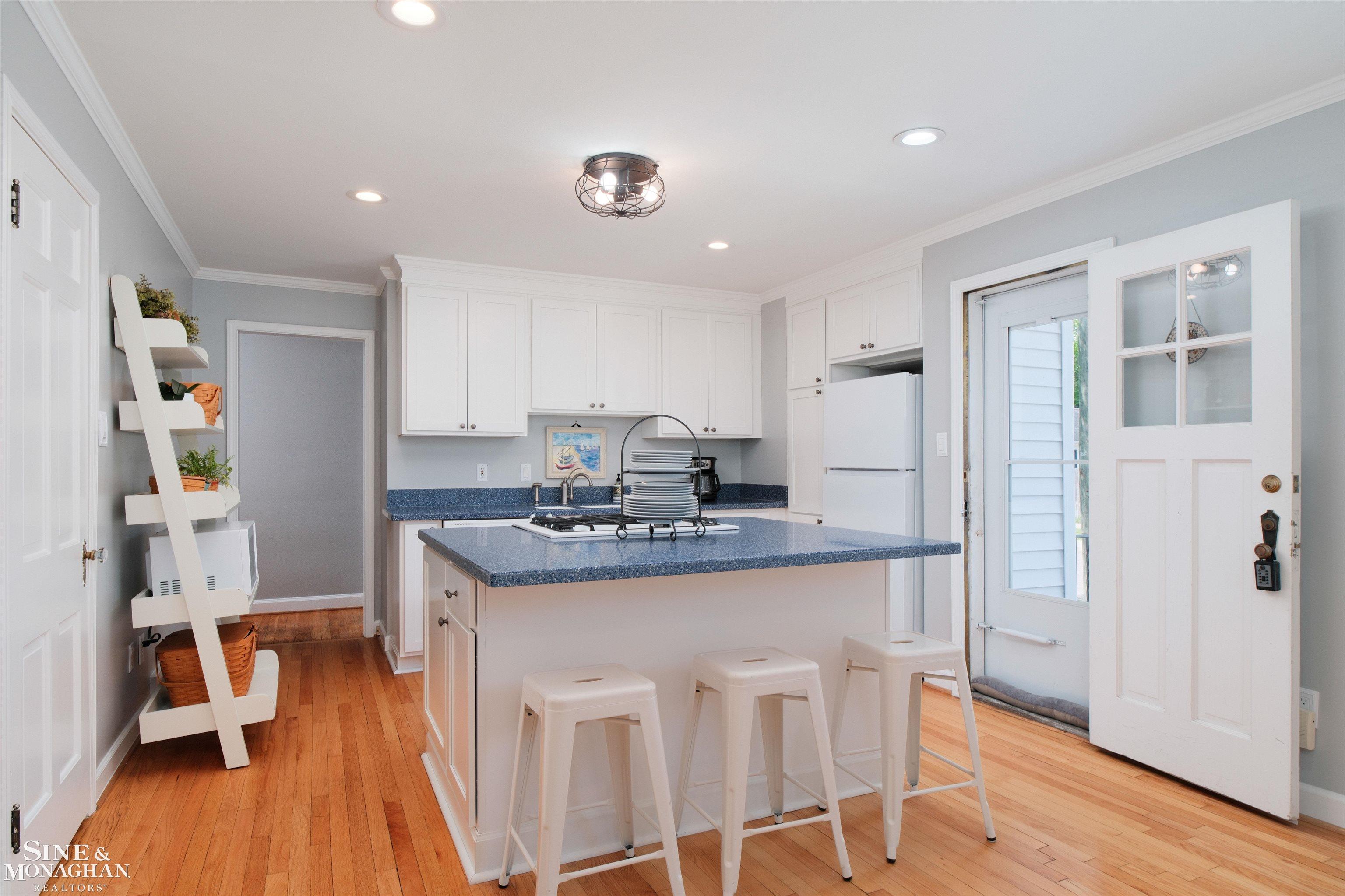 901 Lincoln Road Grosse Pointe, MI 48230 - Photo 14 of 56