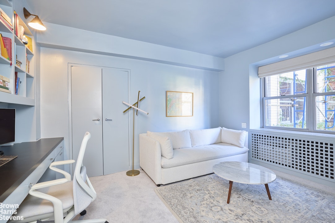 45 East 72nd Street, Unit 7B Manhattan, NY 10021 - Photo 9 of 11