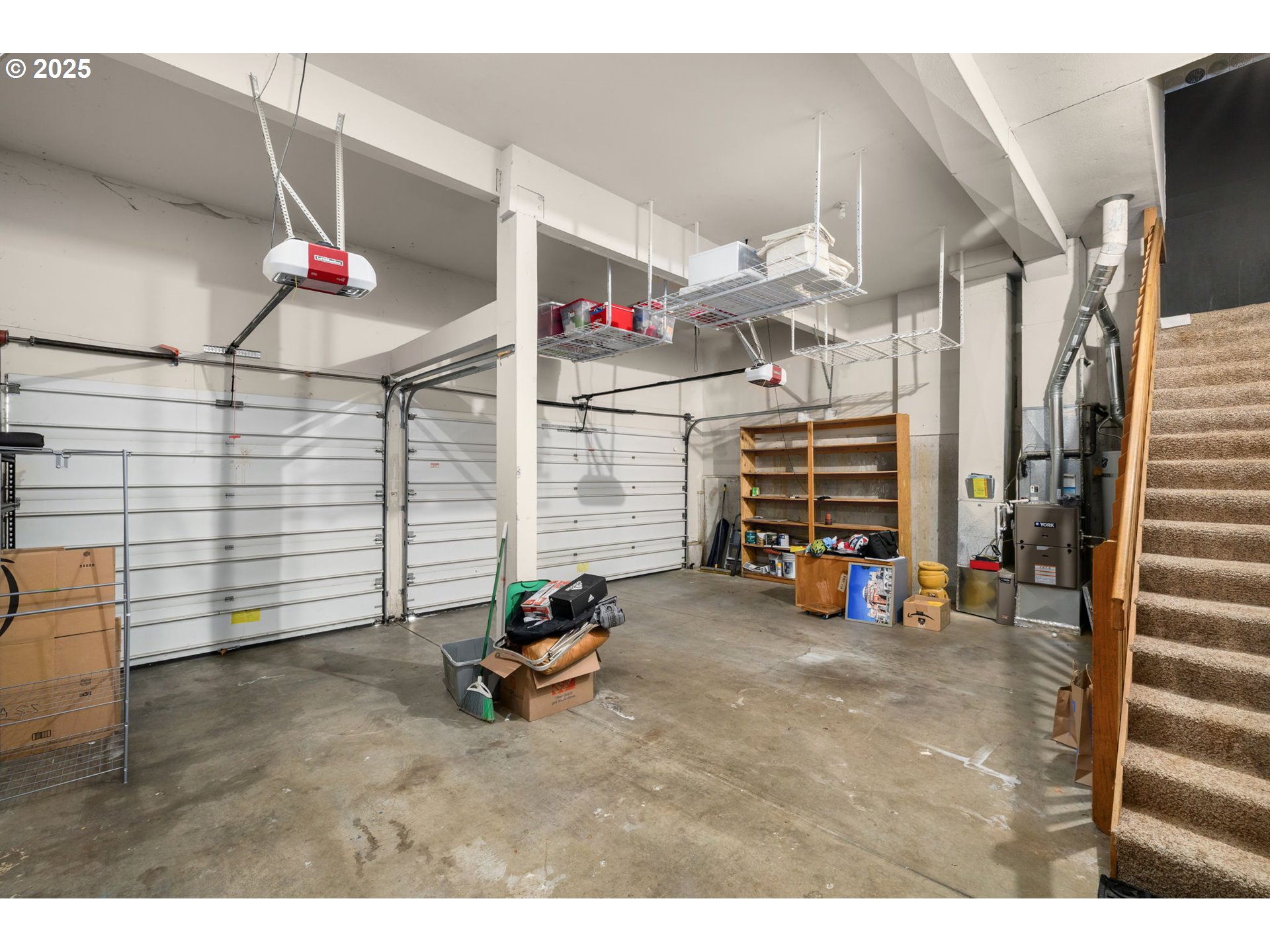 6783 Apollo Road West Linn, OR 97068 - Photo 39 of 42 a view of a room with gym equipment