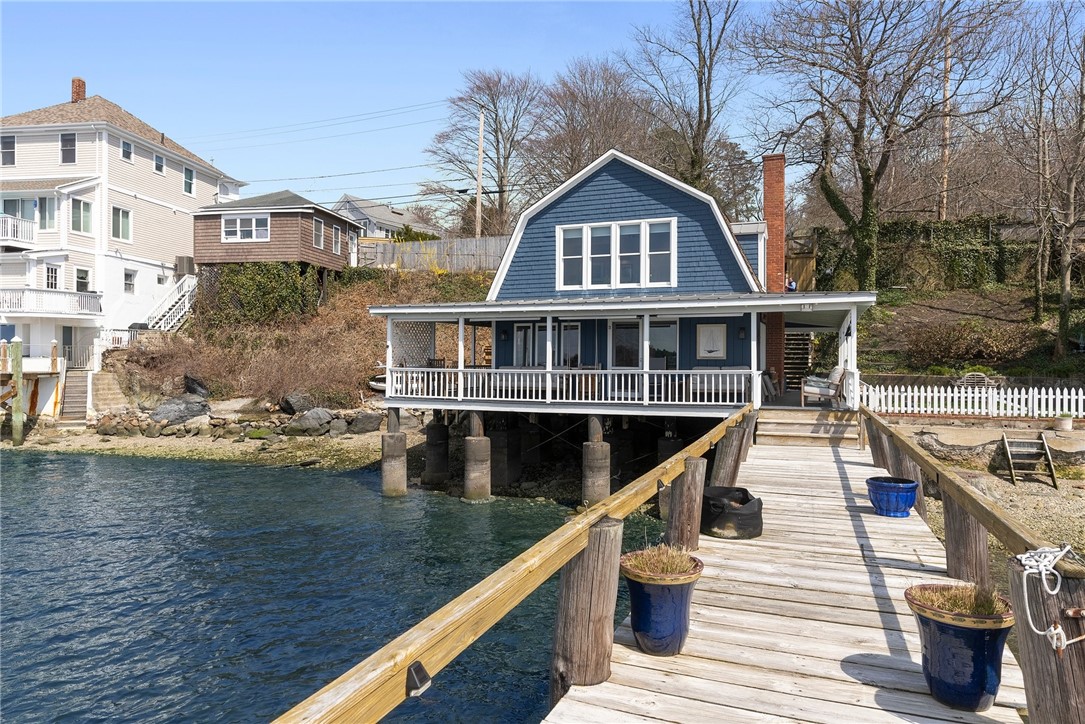 1597 Main Road Tiverton, RI 02878 - Photo 8 of 50