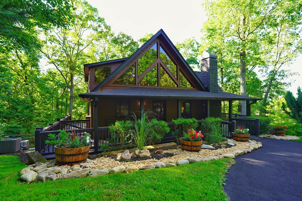 162 Grayson Point Blue Ridge, GA 30513 - Photo 3 of 71