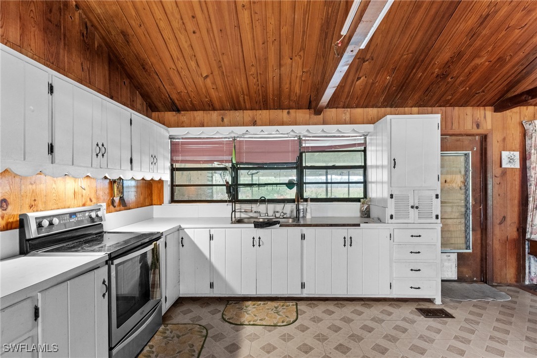 13190 Rod And Gun Club Road Fort Myers, FL 33913 - Photo 10 of 36