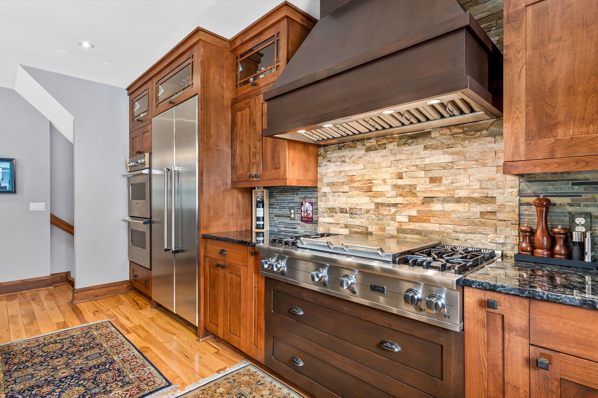 802 East Silver Spring Drive Whitefish Bay, WI 53217 - Photo 30 of 99 KITCHEN