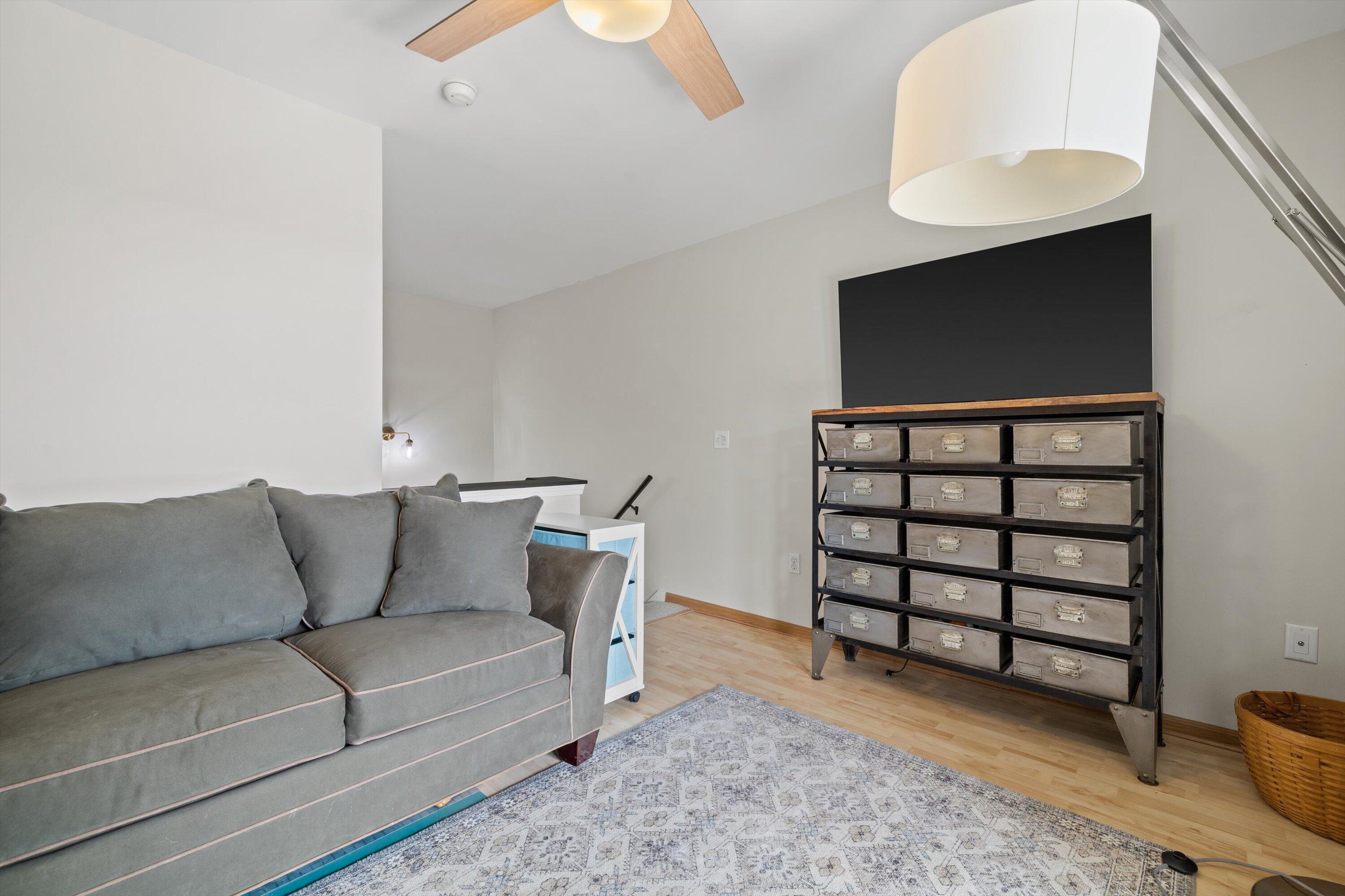 207 55th Street, Unit B Kenosha, WI 53140 - Photo 25 of 30 35-IMG_5718