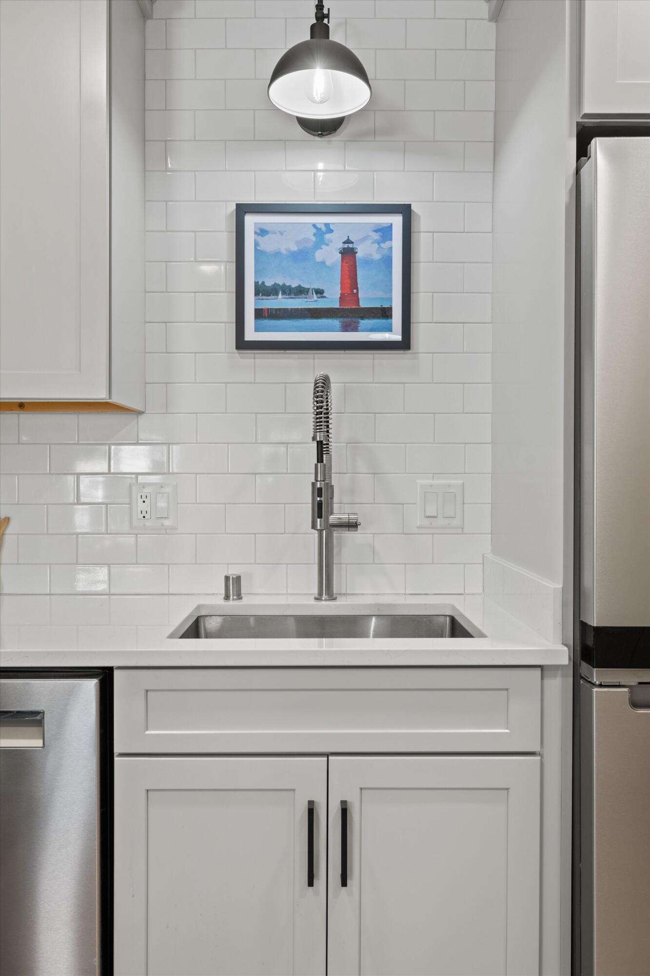 207 55th Street, Unit B Kenosha, WI 53140 - Photo 8 of 30 14-IMG_5628