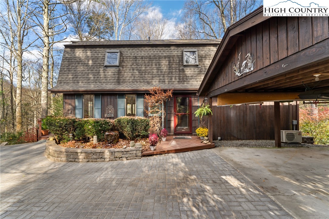 471 Schaffer Road Boone, NC 28607 - Photo 4 of 41 Gallery Image 4