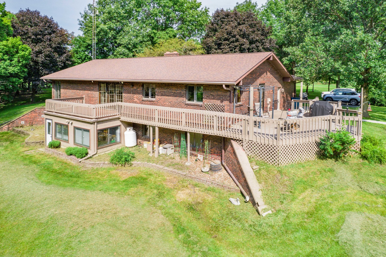 631 North 3859th Road Mendota, IL 61342 - Photo 32 of 53 Gallery Image 32