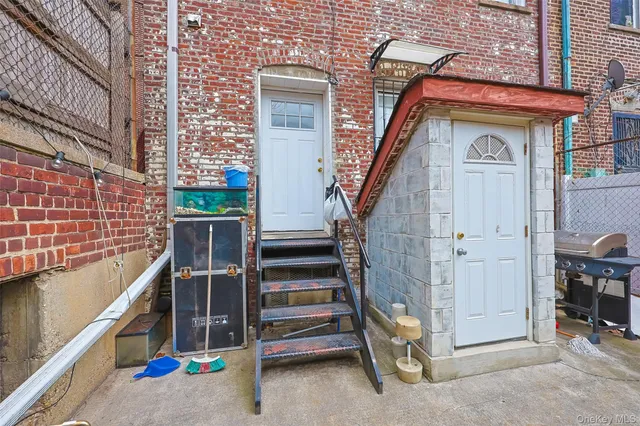 a view of front door of house