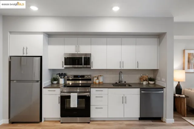 $499,000 | 260 Brooklyn Basin Way, Unit 409, Oakland, CA 94606