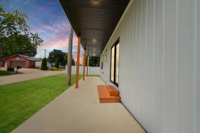 $375,000 | 317 Waterford Estates Drive, Bloomington, IL 61704