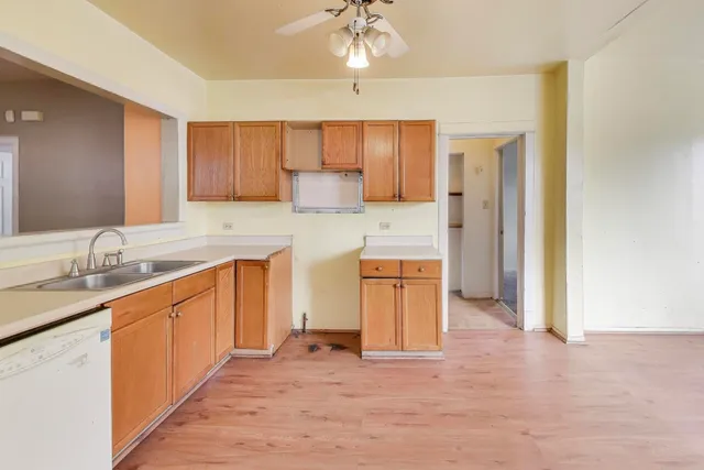 $89,900 | 9027 South Drexel Avenue, Chicago, IL 60619