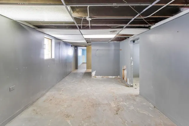 $89,900 | 9027 South Drexel Avenue, Chicago, IL 60619