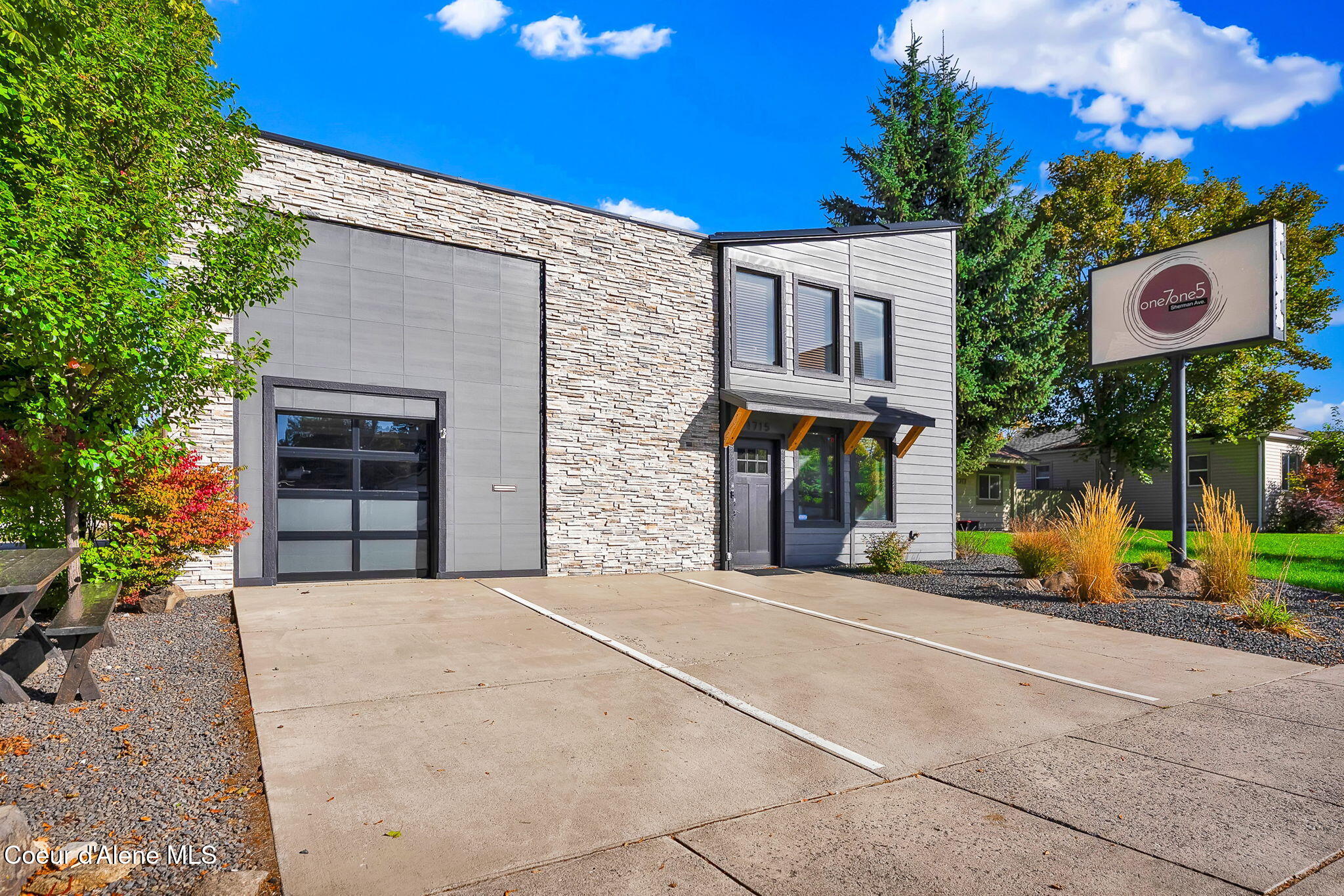 1715 Sherman Avenue Coeur D'Alene, ID 83814 - Photo 1 of 34 2-web-or-mls-Skylight - Darren-05