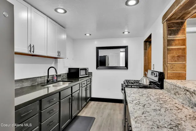 $1,125,000 | 1715 Sherman Avenue, Coeur D'Alene, ID 83814