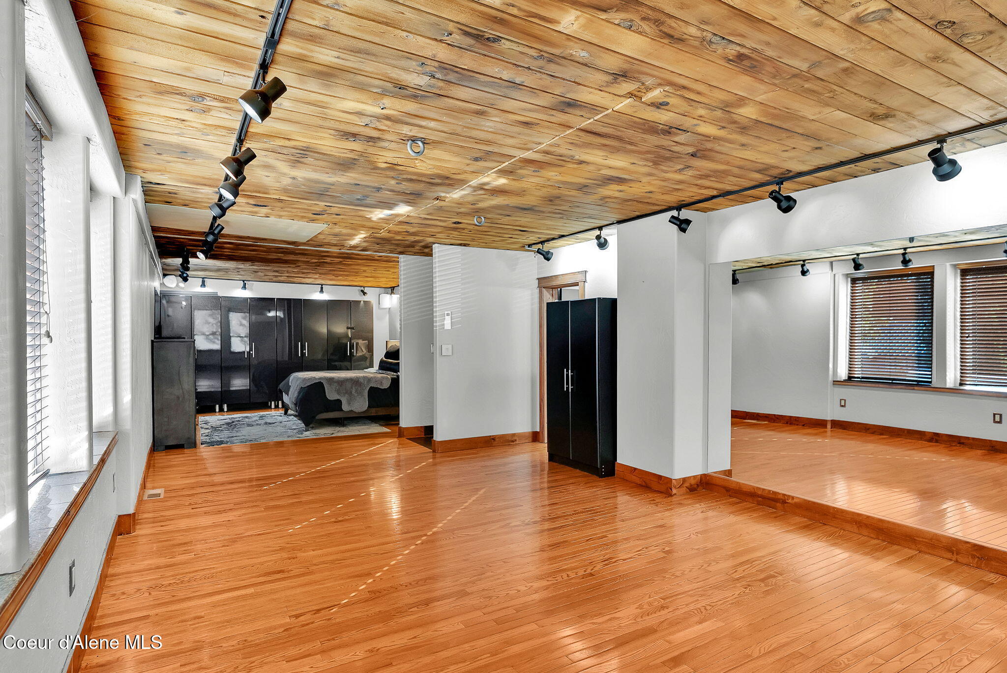 1715 Sherman Avenue Coeur D'Alene, ID 83814 - Photo 20 of 34 20-web-or-mls-Skylight - Darren-17