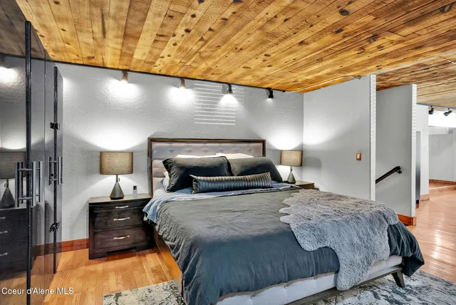 $1,125,000 | 1715 Sherman Avenue, Coeur D'Alene, ID 83814