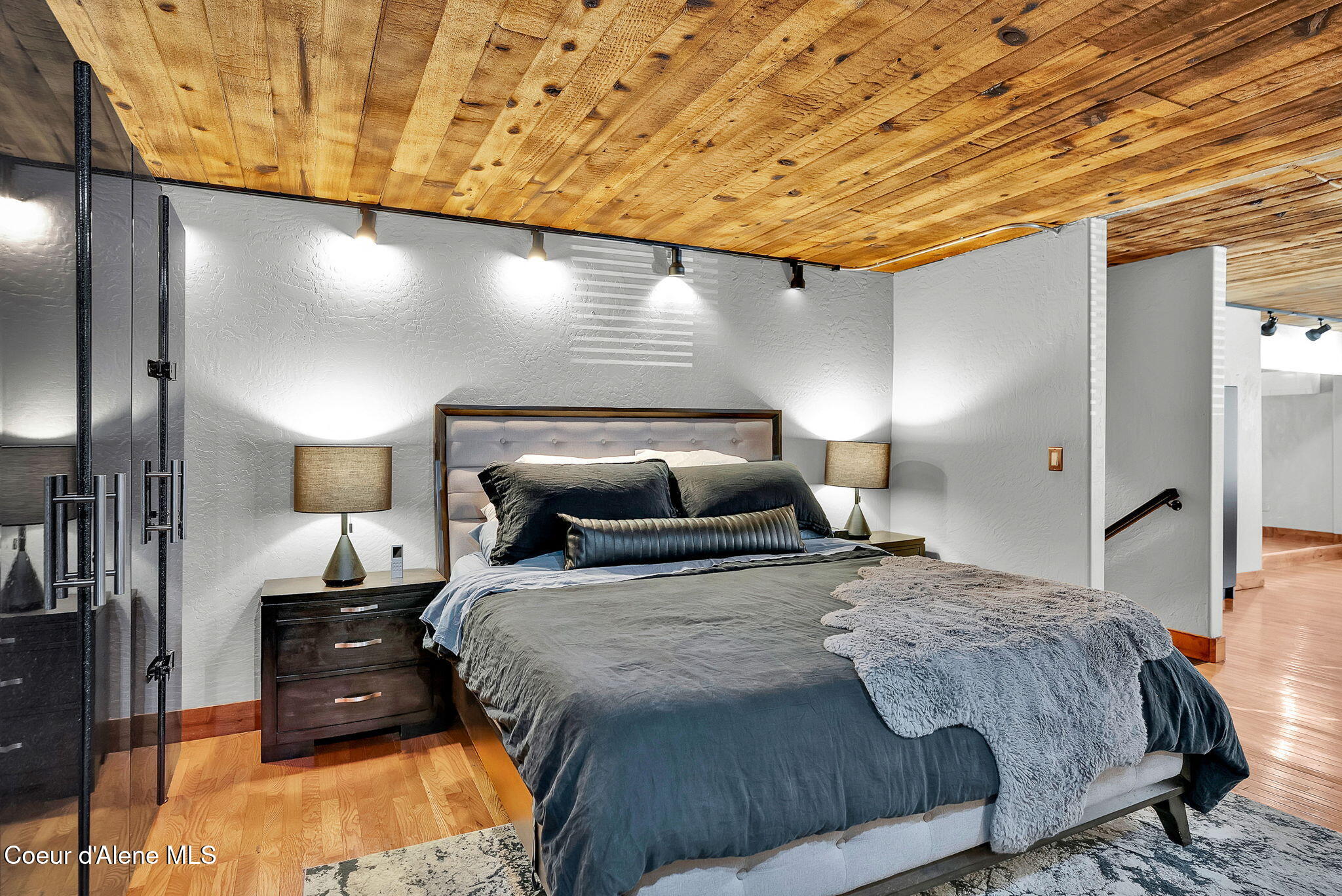 1715 Sherman Avenue Coeur D'Alene, ID 83814 - Photo 23 of 34 23-web-or-mls-Skylight - Darren-20