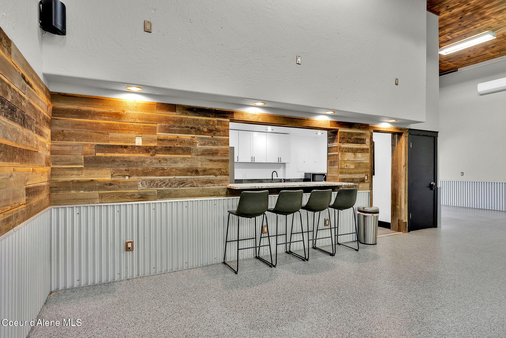 1715 Sherman Avenue Coeur D'Alene, ID 83814 - Photo 10 of 34 10-web-or-mls-Skylight - Darren-34