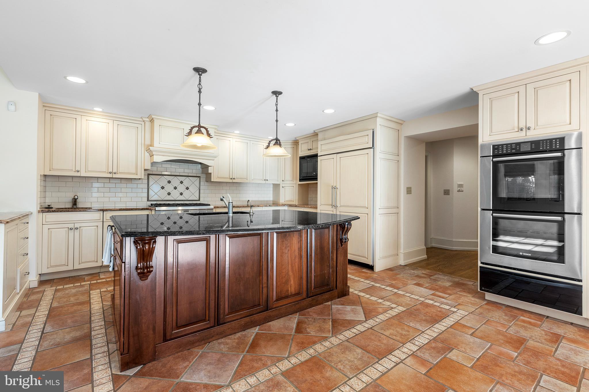 386 Penn Road Wynnewood, PA 19096 - Photo 12 of 53