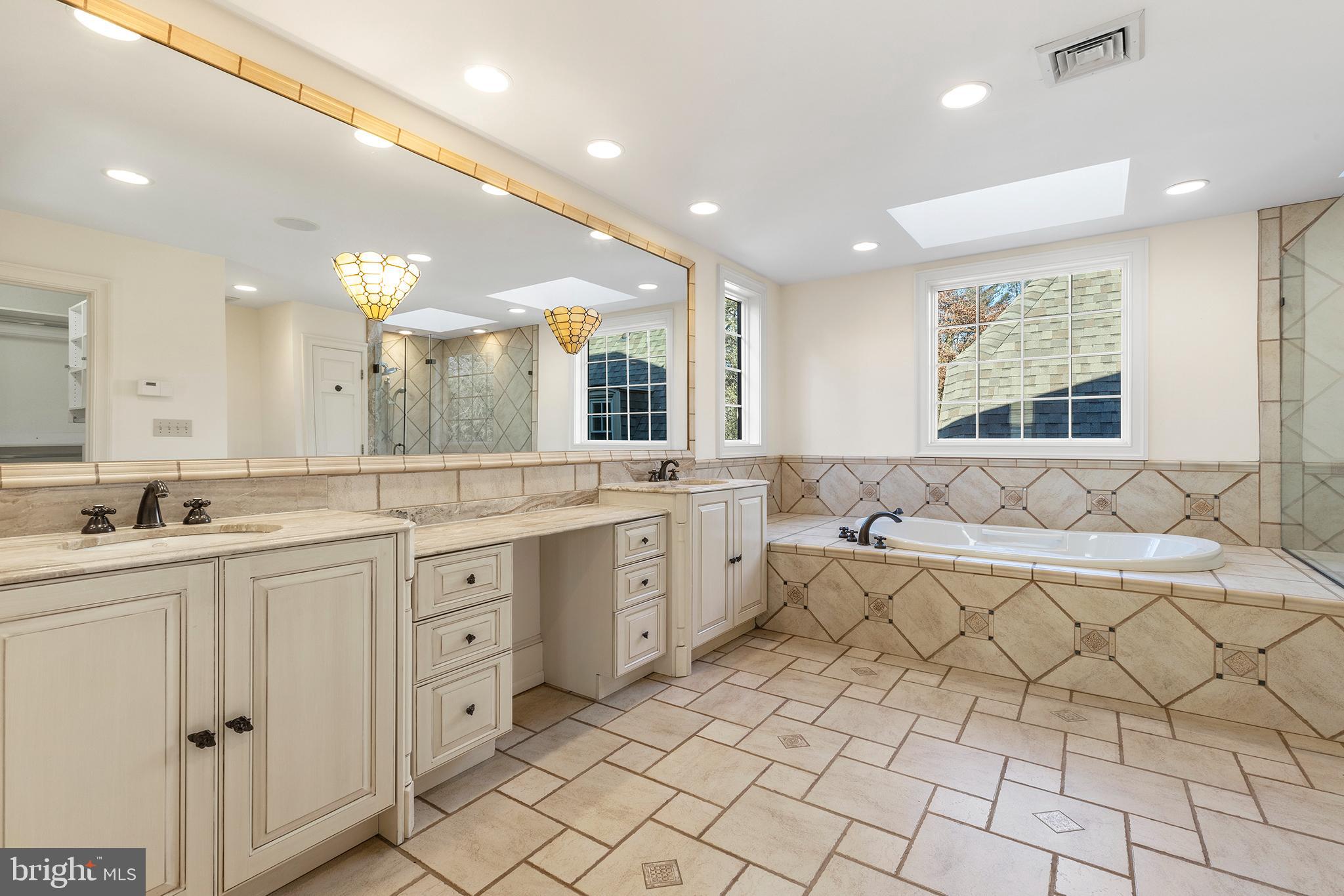 386 Penn Road Wynnewood, PA 19096 - Photo 33 of 53