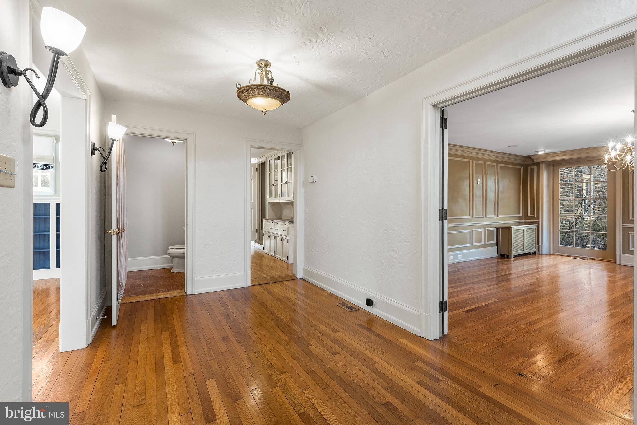386 Penn Road Wynnewood, PA 19096 - Photo 4 of 53