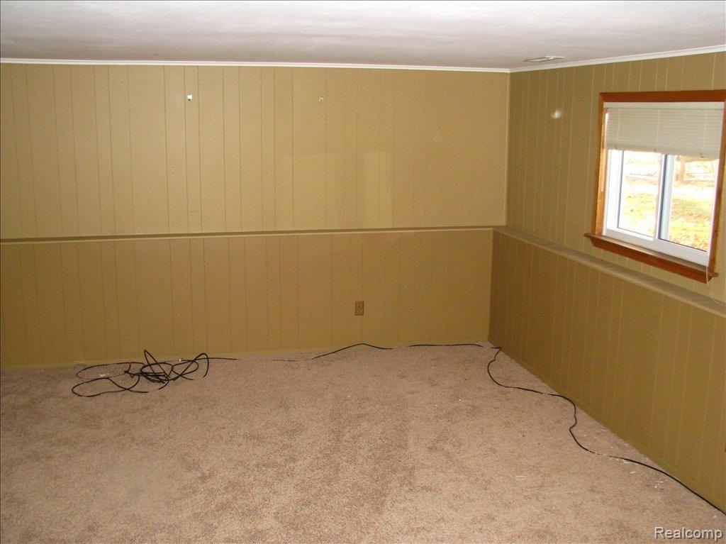 2916 Potter Road Wixom, MI 48393 - Photo 10 of 12 Family Room