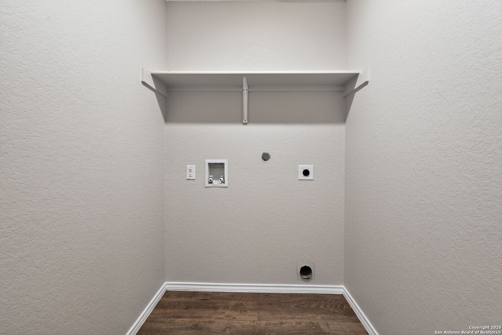 3921 Asher Alley St. Hedwig, TX 78152 - Photo 19 of 30 a view of small space