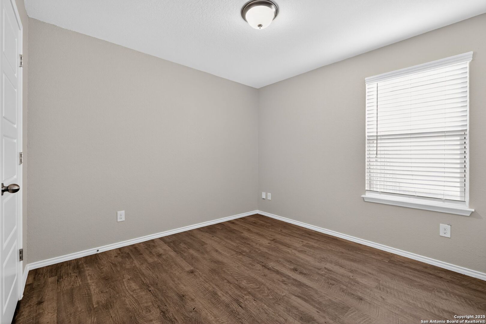 3921 Asher Alley St. Hedwig, TX 78152 - Photo 23 of 30 an empty room with a window