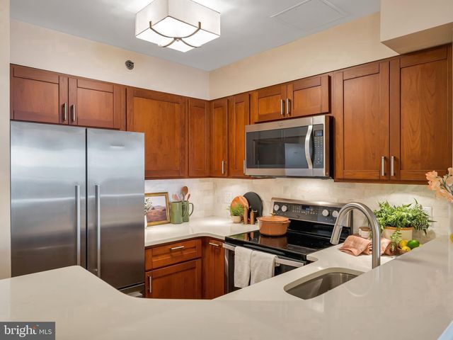 $424,500 | 1230 23rd Street Northwest, Unit 919, Washington, DC 20037