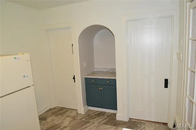 $164,900 | 4 Concord Drive, Belleville, IL 62223