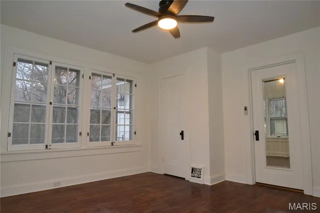 $164,900 | 4 Concord Drive, Belleville, IL 62223