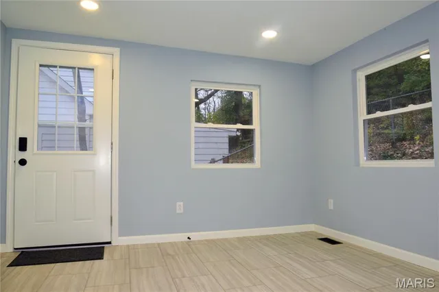 $164,900 | 4 Concord Drive, Belleville, IL 62223