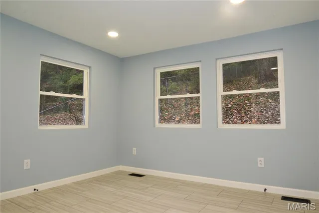 $164,900 | 4 Concord Drive, Belleville, IL 62223