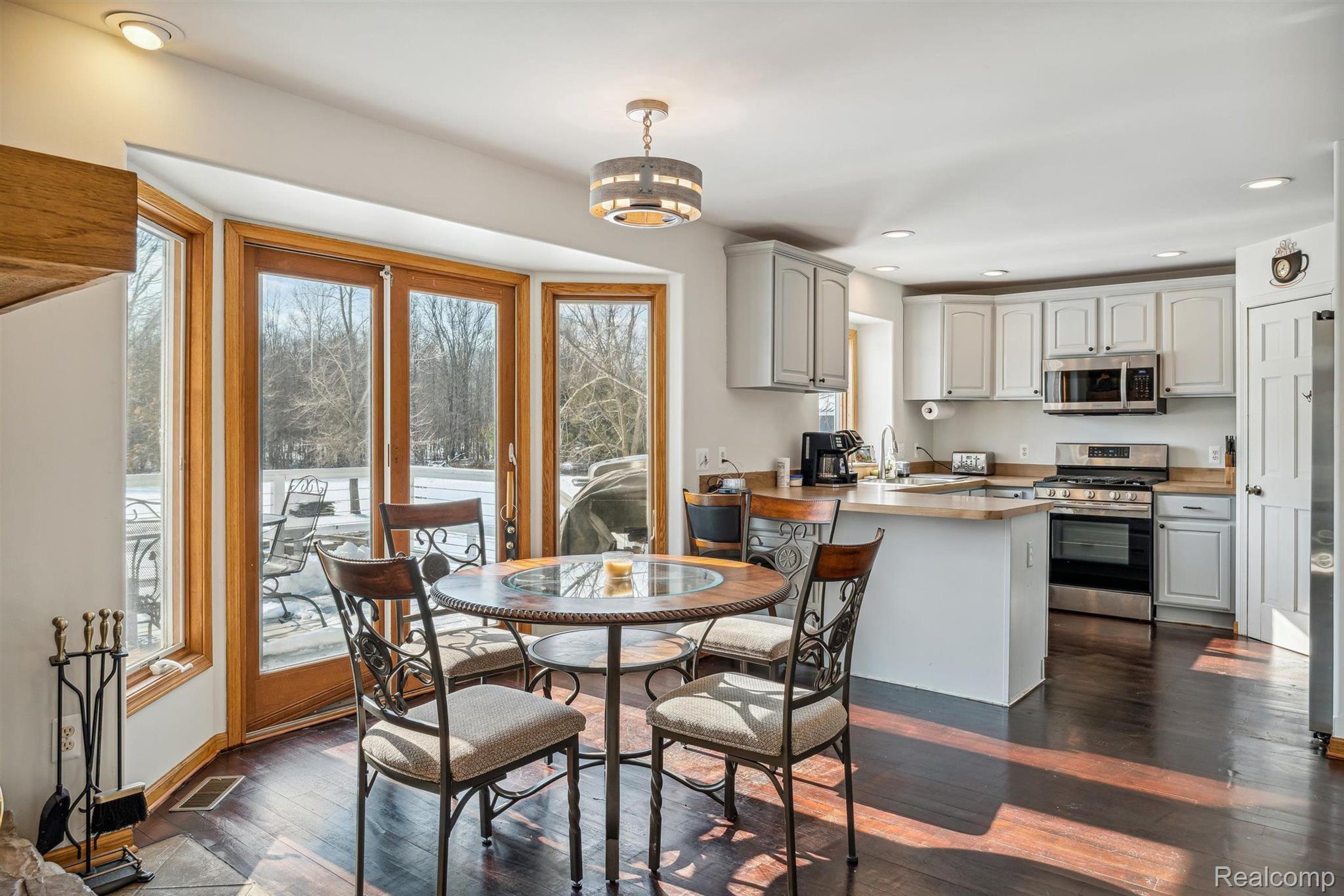 248 East Lovejoy Road Howell, MI 48855 - Photo 13 of 56 Gallery Image 13