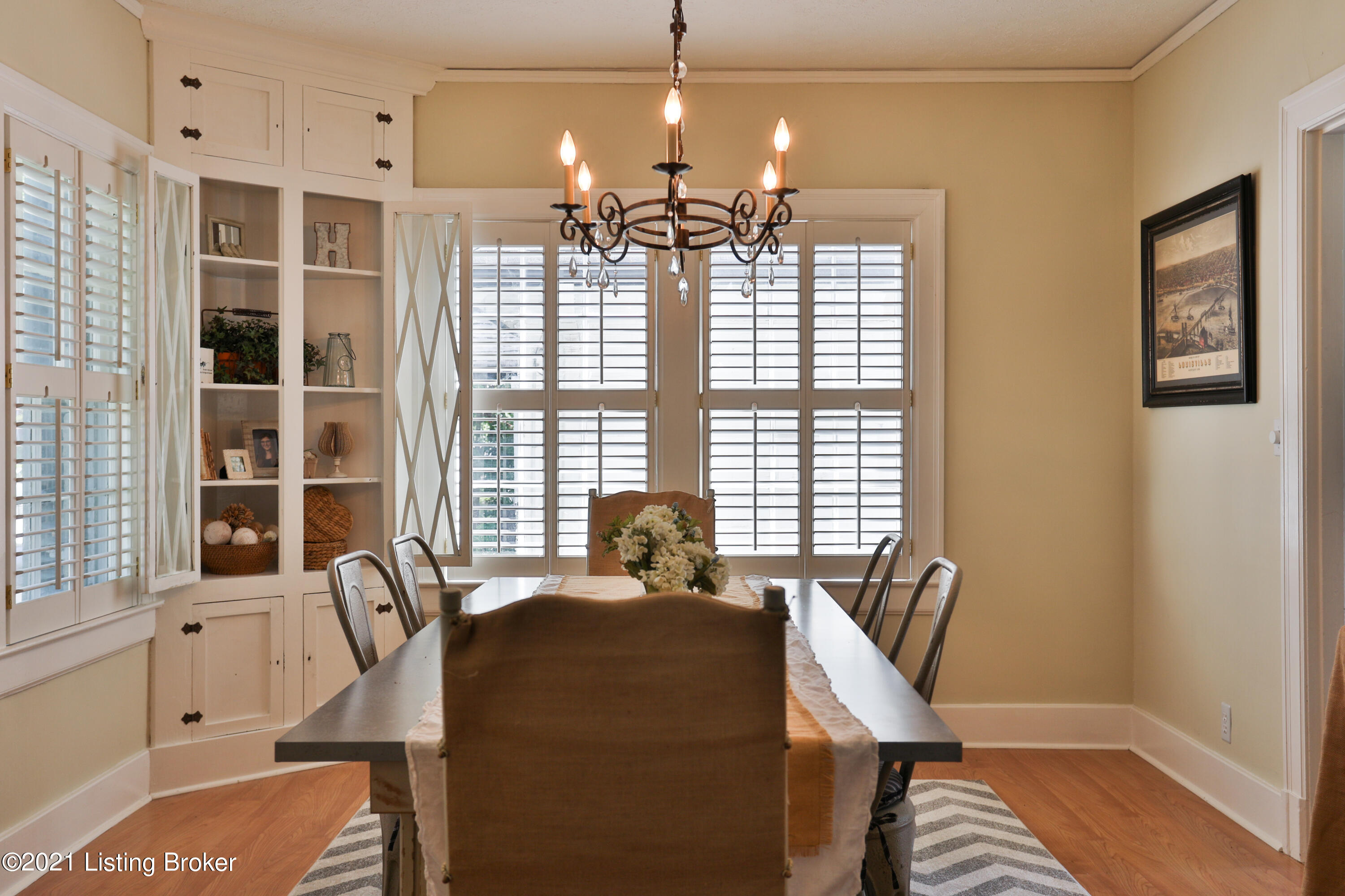3420 Lexington Road Louisville, KY 40207 - Photo 9 of 38 3420 Lexington Rd-03