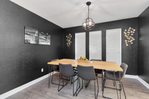 $10,500 | 902 Golden Bear Lane, Houston, TX 77339