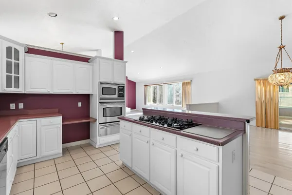 $660,000 | 7625 Timberview Avenue, Kalamazoo, MI 49009