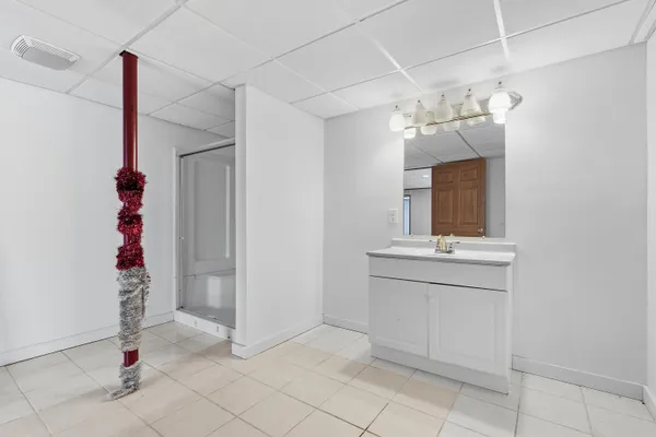 $660,000 | 7625 Timberview Avenue, Kalamazoo, MI 49009