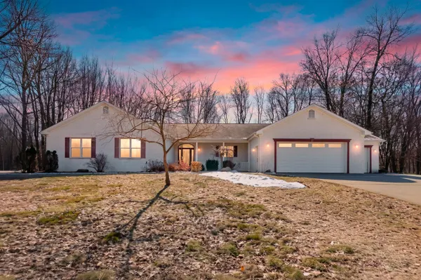 $635,000 | 7625 Timberview Avenue, Kalamazoo, MI 49009