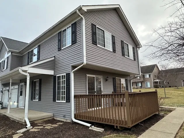 $2,150 | 411 Village Creek Drive, Unit 411, Lake In The Hills, IL 60156