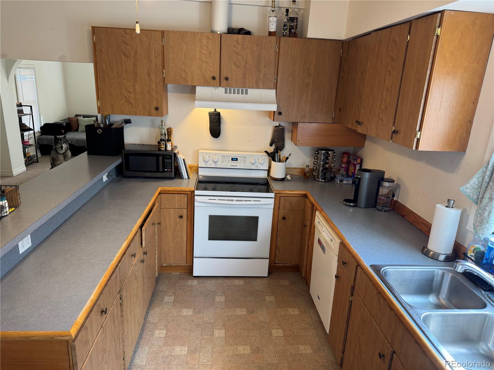 2469 Ames Street Edgewater, CO 80214 - Photo 5 of 17