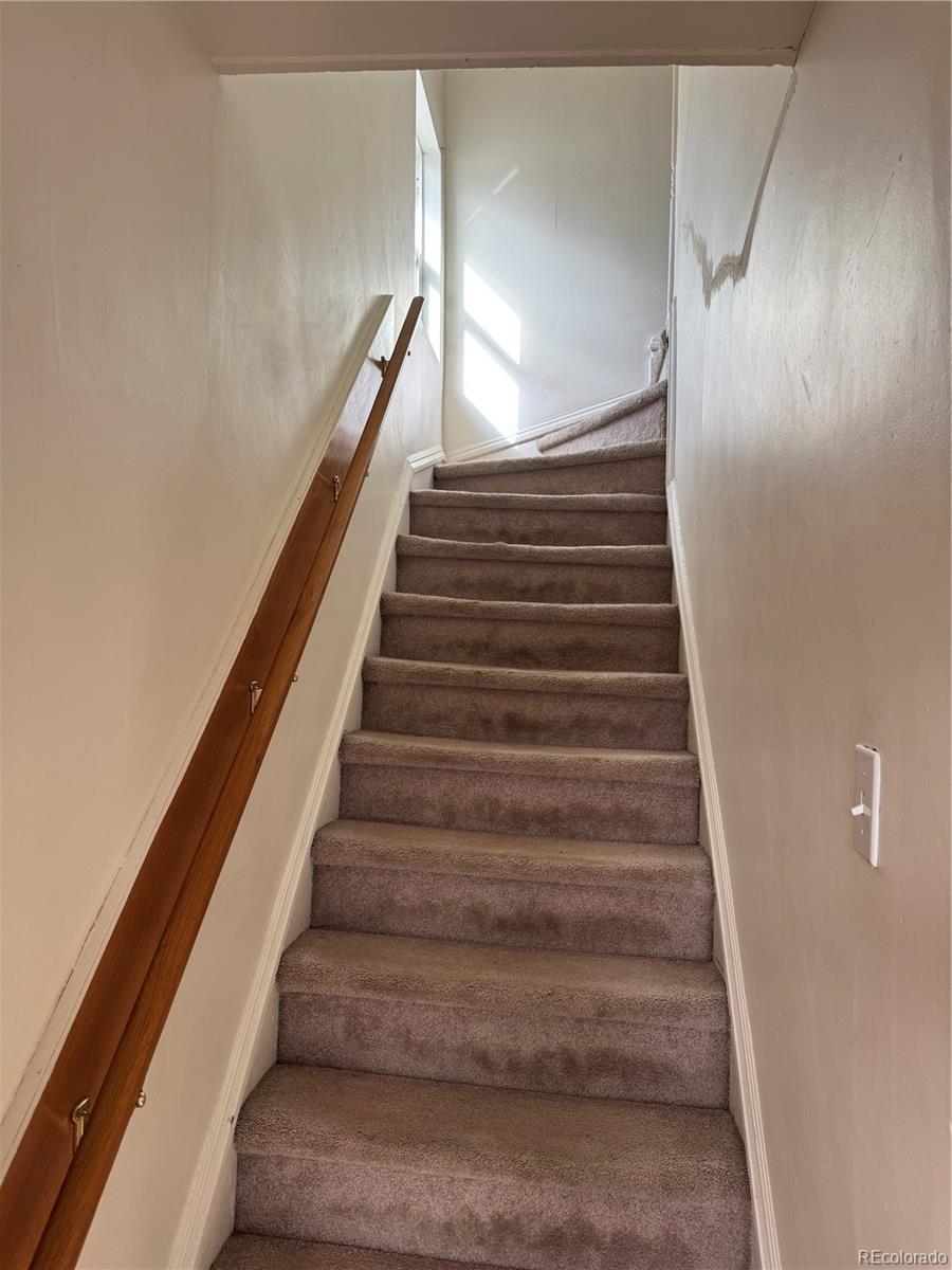 2469 Ames Street Edgewater, CO 80214 - Photo 7 of 17